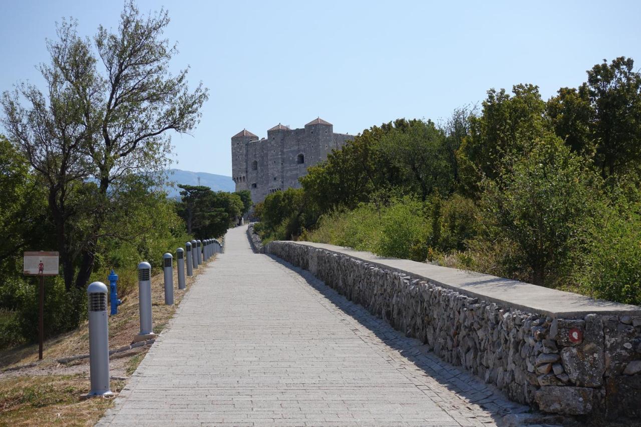 Apartamento Apartmens Mendula Senj  Exterior foto